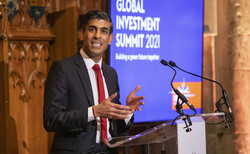 Rishi Sunak touts mandatory plans to help make UK world's first 'net zero aligned financial centre'